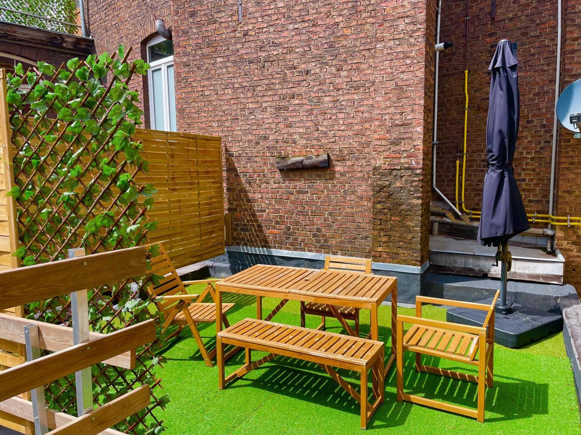 Residence Royal Selys, City-Center - Bike Parking And Outdoor Liege Exterior photo